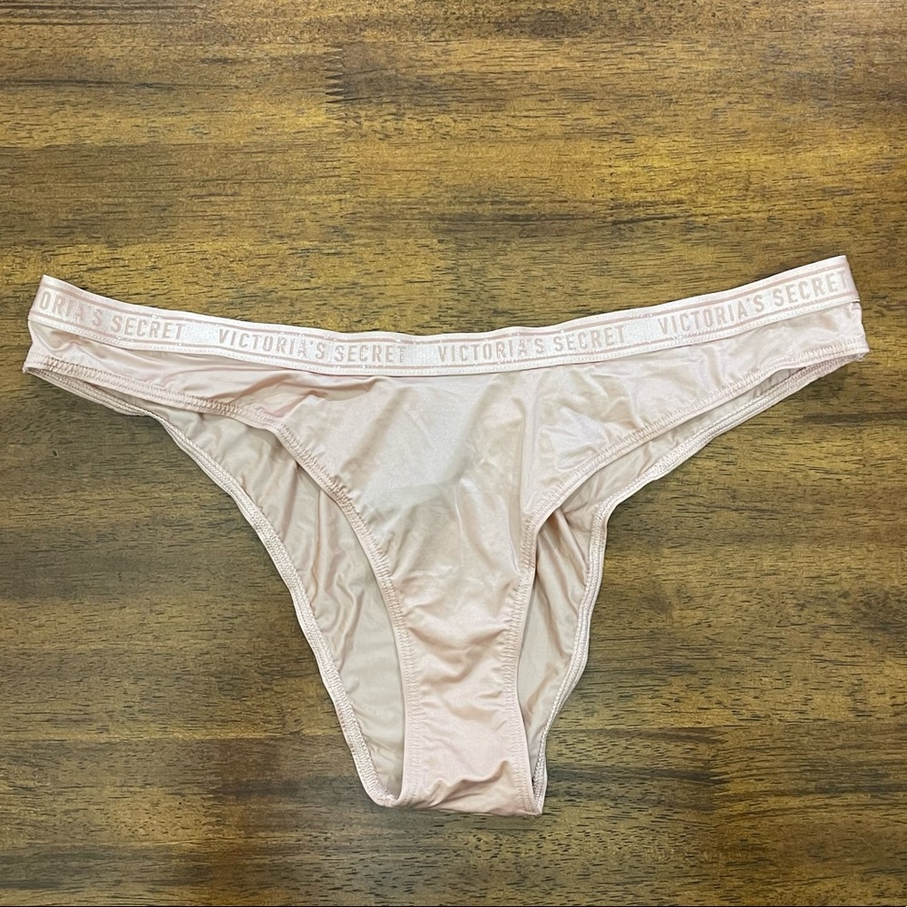Victoria's Secret LARGE *VERY SEXY* LOGO Satin BRAZILIAN PANTY Light Pink